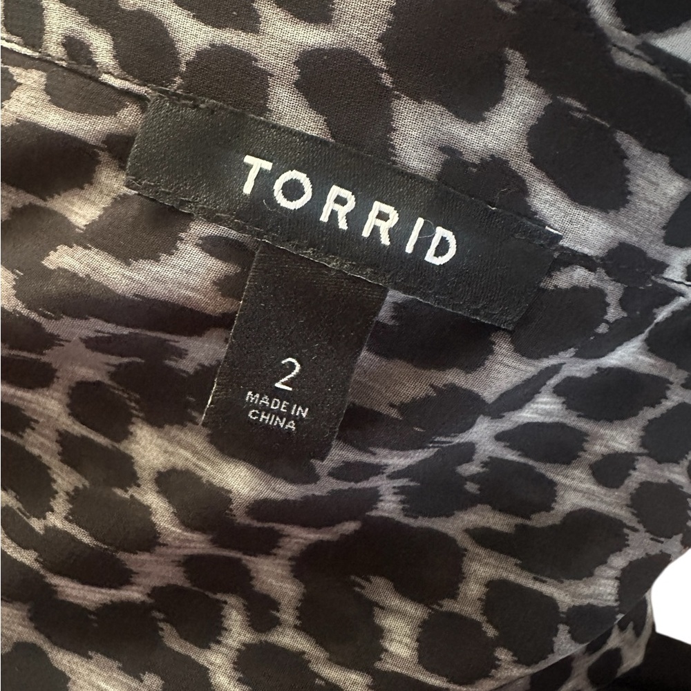 Torrid Animal‎ Print Sheer Oversized Blouse Womens 18/20 - Picture 6 of 7